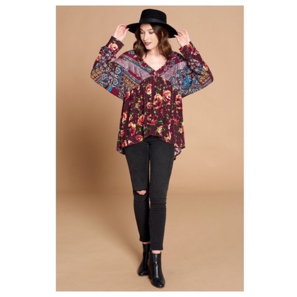 SOLD❤️Mixed floral patch empire waist V neck top - Picture 6 of 9